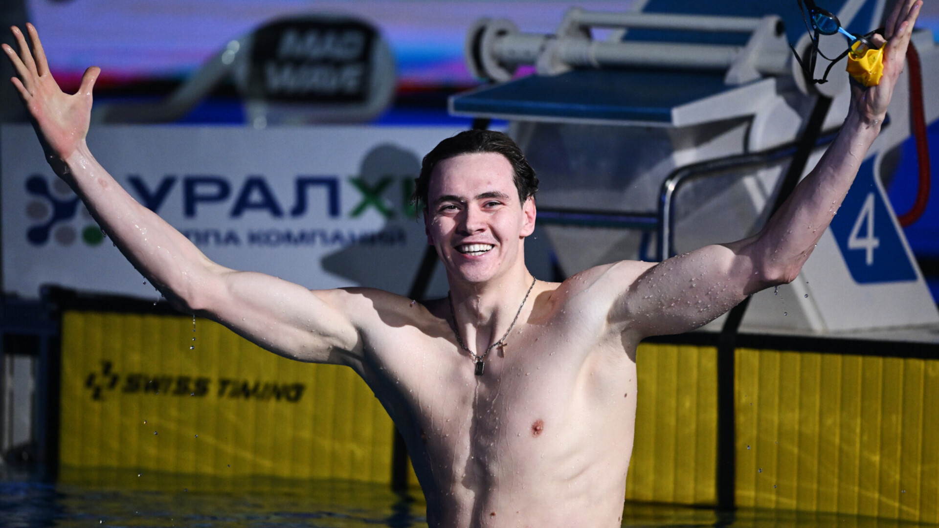 Савенко завоевал золото чемпионата России на дистанции 200 метров на спине, Рылов — четвертый